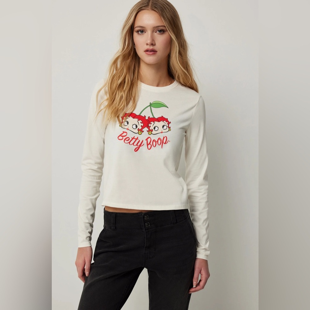 Betty Boop Y2K white long sleeve graphic top size XL - Picture 7 of 8